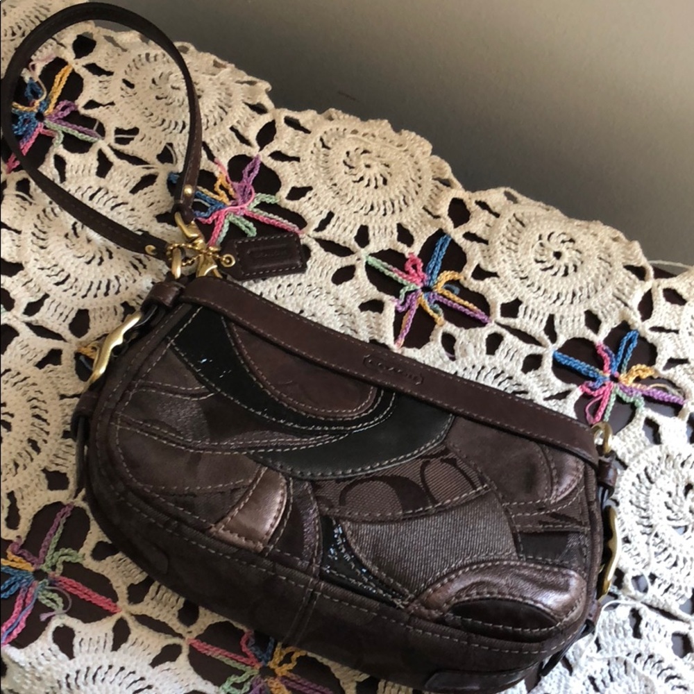 Authentic COACH brown/burgundy mosaic wristlet